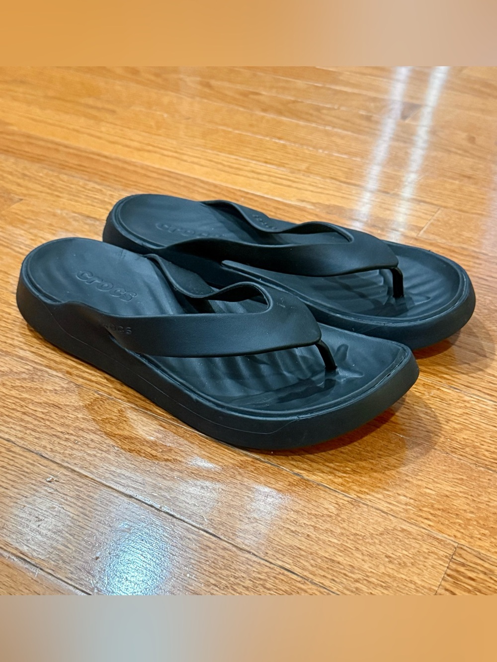 Crocs Women’s 9 Getaway Platform Flip Flops Sandals Thongs Slides Toe Post Black